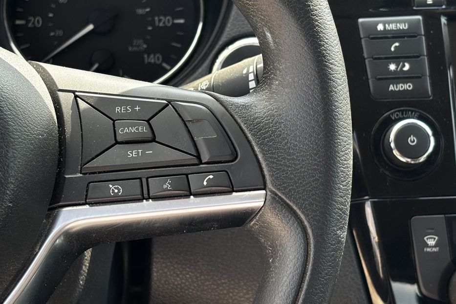 Продам Nissan Rogue Sport 2.0 4х4  2019 года в Львове