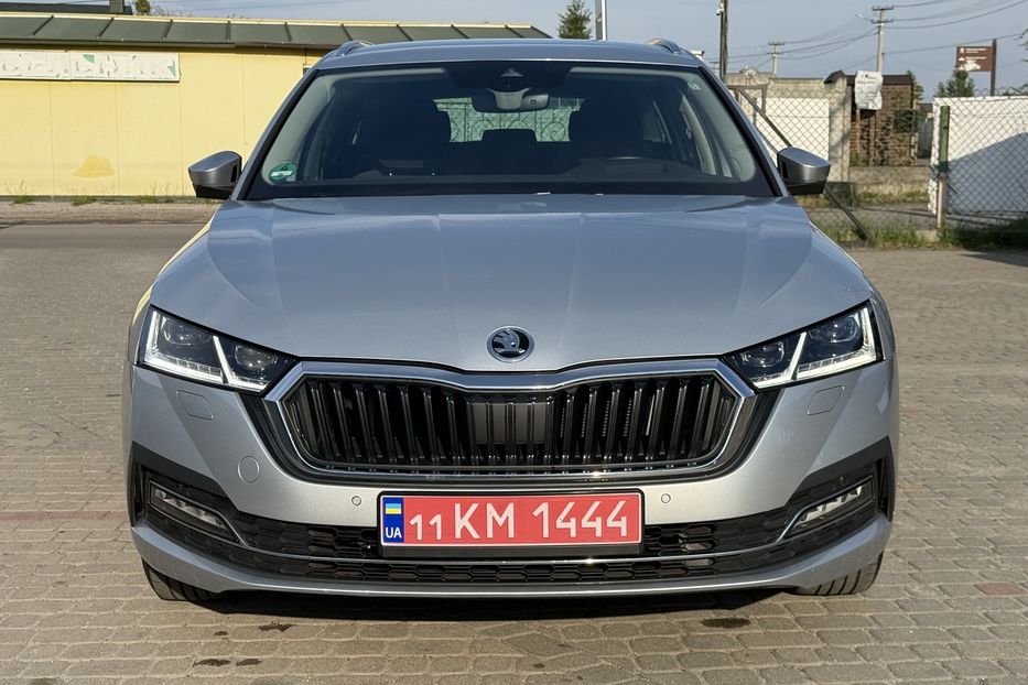 Продам Skoda Octavia А8 2.0 TDI 150к.с АТ FULL LED 2021 года в Львове