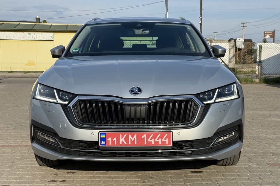 Продам Skoda Octavia А8 2.0 TDI 150к.с АТ FULL LED 2021 года в Львове