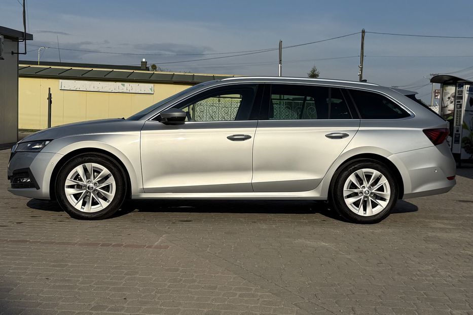 Продам Skoda Octavia А8 2.0 TDI 150к.с АТ FULL LED 2021 года в Львове