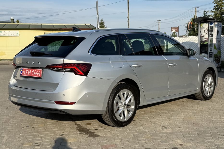 Продам Skoda Octavia А8 2.0 TDI 150к.с АТ FULL LED 2021 года в Львове