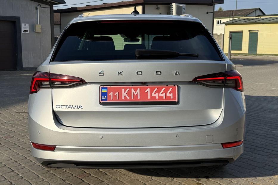 Продам Skoda Octavia А8 2.0 TDI 150к.с АТ FULL LED 2021 года в Львове