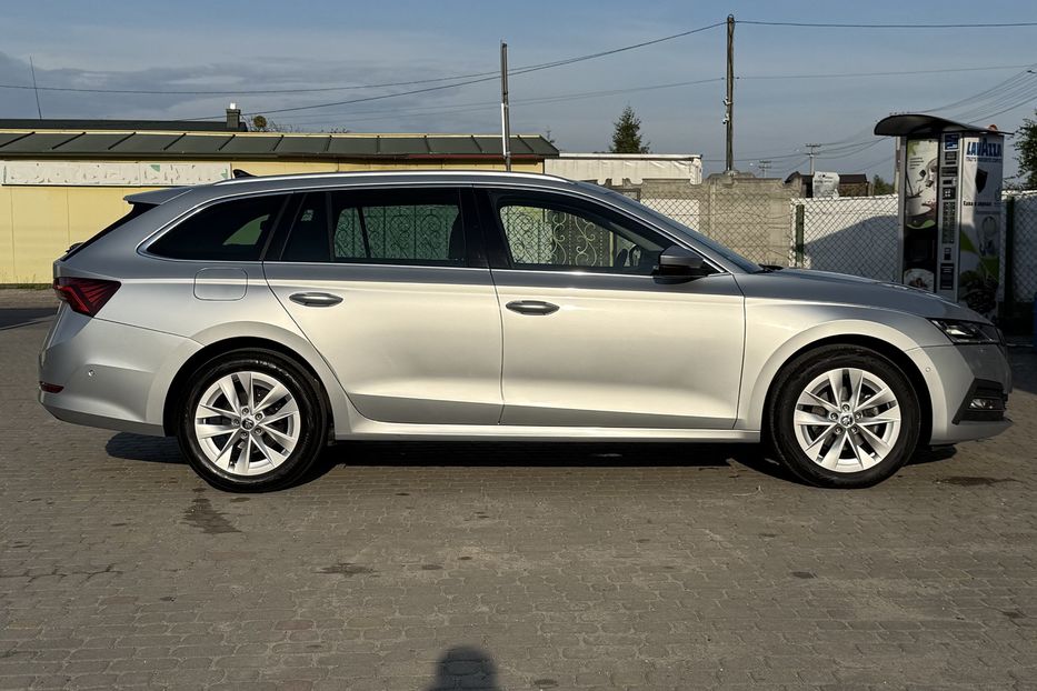 Продам Skoda Octavia А8 2.0 TDI 150к.с АТ FULL LED 2021 года в Львове