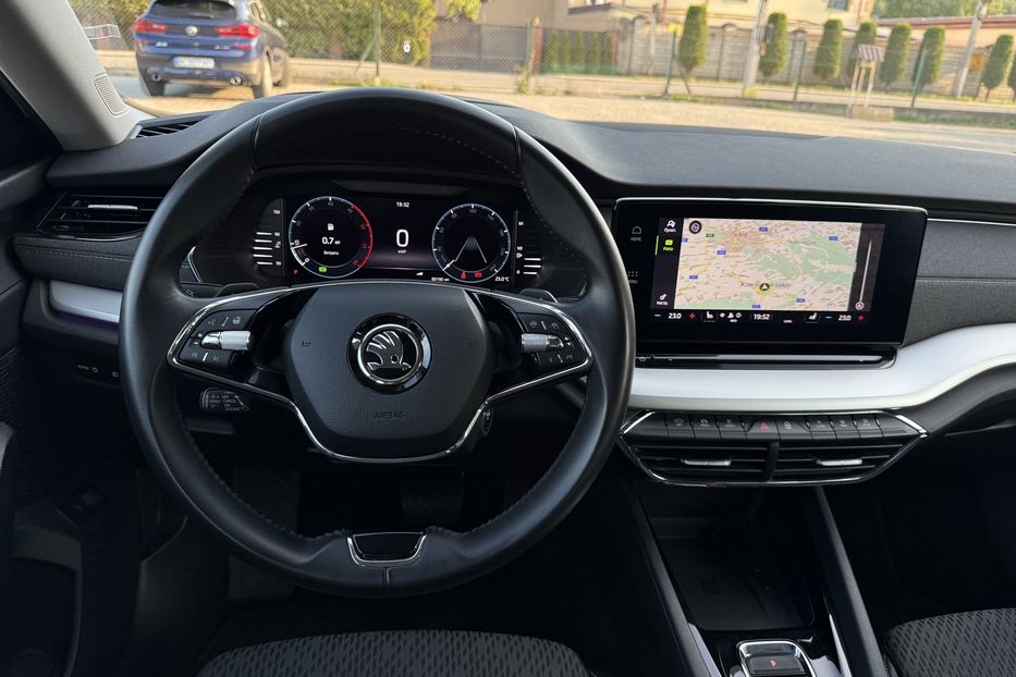 Продам Skoda Octavia А8 2.0 TDI 150к.с АТ FULL LED 2021 года в Львове