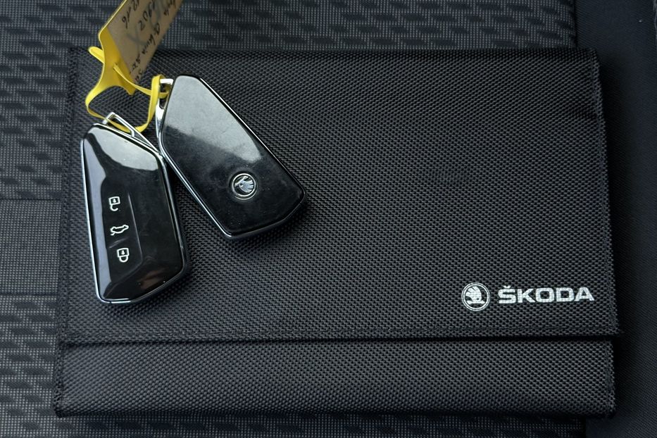 Продам Skoda Octavia А8 2.0 TDI 150к.с АТ FULL LED 2021 года в Львове