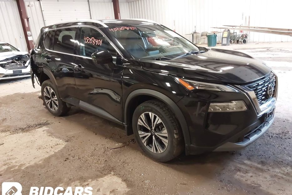 Продам Nissan Rogue SV 8940 2021 года в Львове