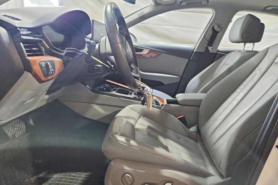 Продам Audi A4 Premium Plus 40  1928 2021 года в Львове