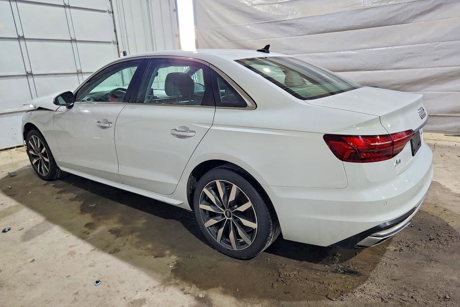 Продам Audi A4 Premium Plus 40  1928 2021 года в Львове