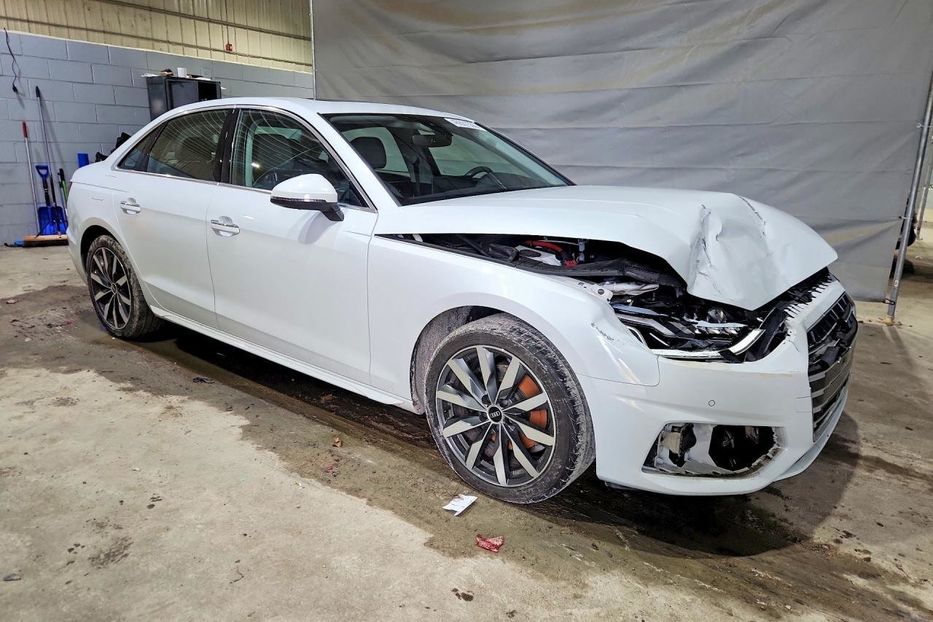 Продам Audi A4 Premium Plus 40  1928 2021 года в Львове