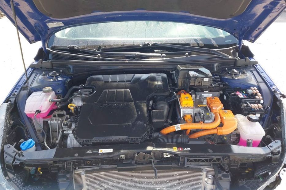 Продам Hyundai Elantra 7596 2021 года в Львове