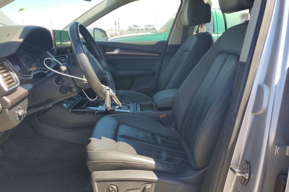 Продам Audi Q5 Premium 40  2262 2022 года в Львове