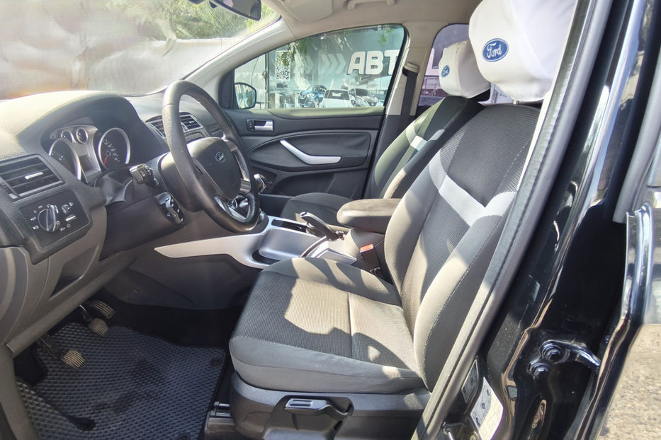 Продам Ford Kuga 2011 года в Киеве