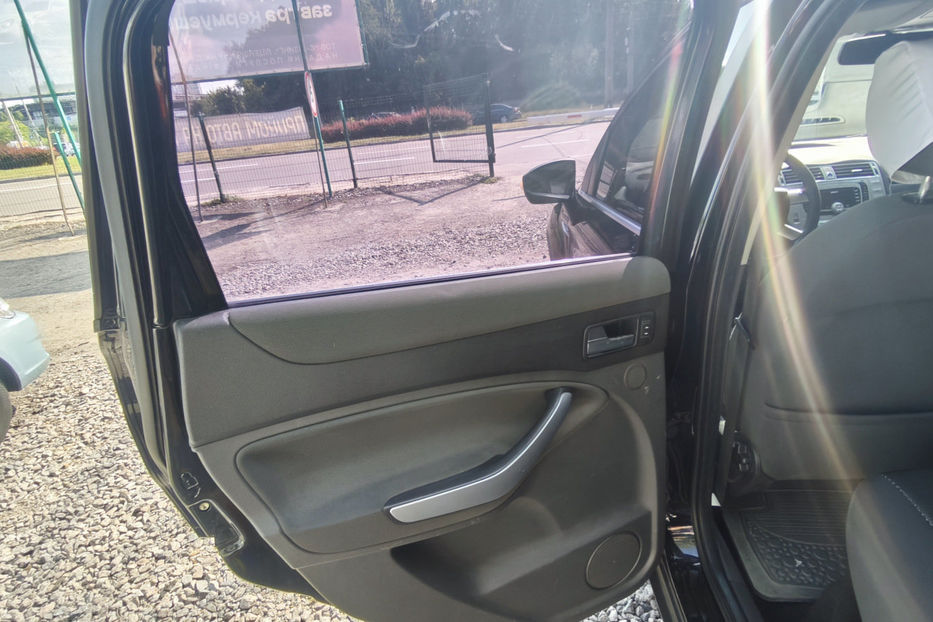 Продам Ford Kuga 2011 года в Киеве