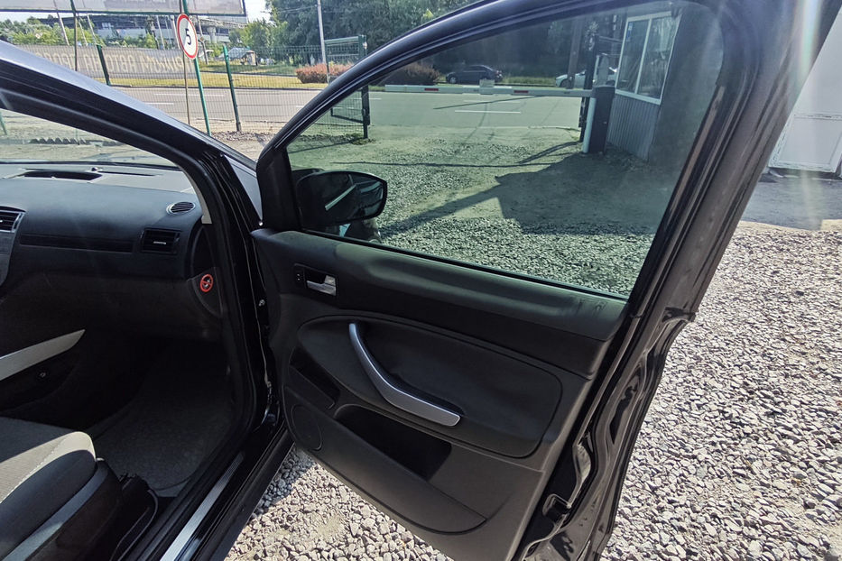 Продам Ford Kuga 2011 года в Киеве