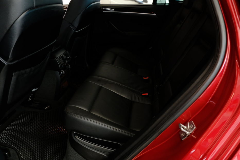Продам BMW X6 2011 года в Одессе