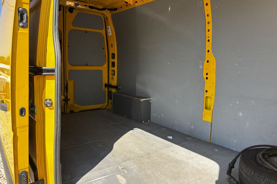 Продам Renault Master груз. H2L3 LONG авто у Львові 2021 года в Львове