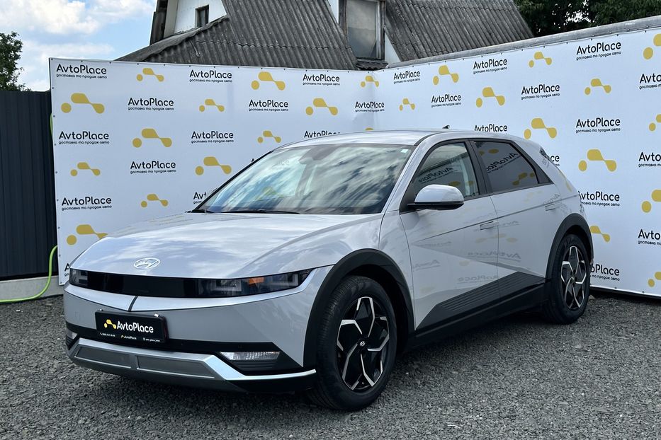 Продам Hyundai Ioniq 77 квт 2023 года в Луцке