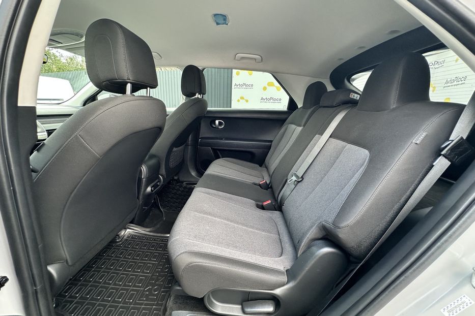 Продам Hyundai Ioniq 77 квт 2023 года в Луцке