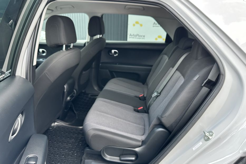 Продам Hyundai Ioniq 77 квт 2023 года в Луцке