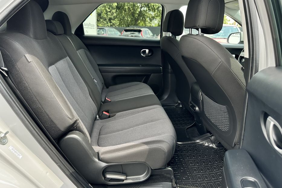 Продам Hyundai Ioniq 77 квт 2023 года в Луцке