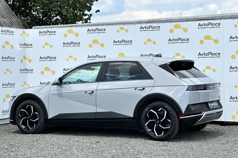 Продам Hyundai Ioniq 77 квт 2023 года в Луцке