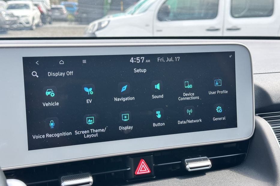 Продам Hyundai Ioniq 77 квт 2023 года в Луцке
