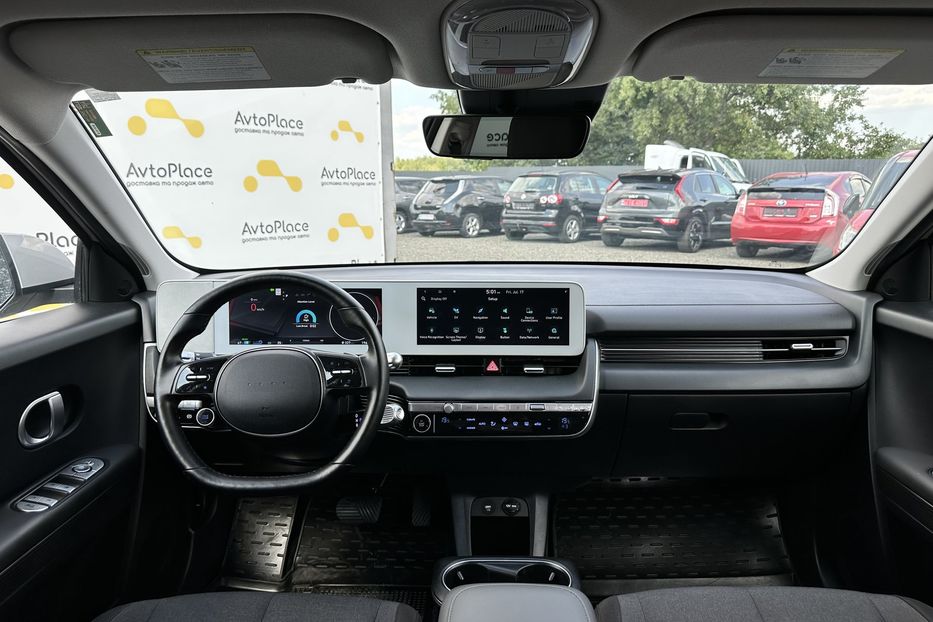 Продам Hyundai Ioniq 77 квт 2023 года в Луцке