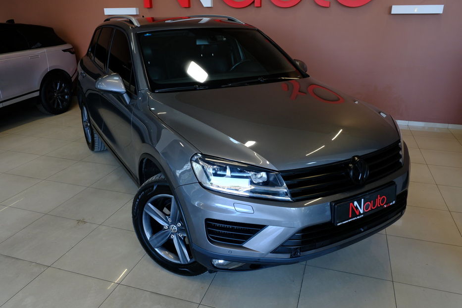 Продам Volkswagen Touareg 2016 года в Одессе
