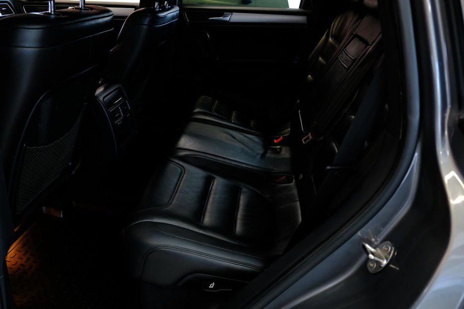 Продам Volkswagen Touareg 2016 года в Одессе