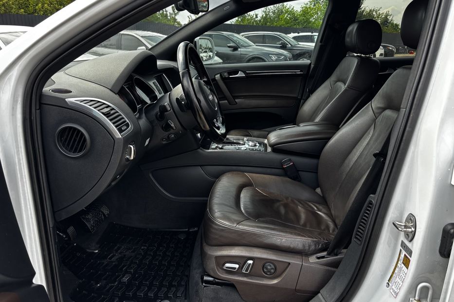 Продам Audi Q7 S-line 2014 года в Львове