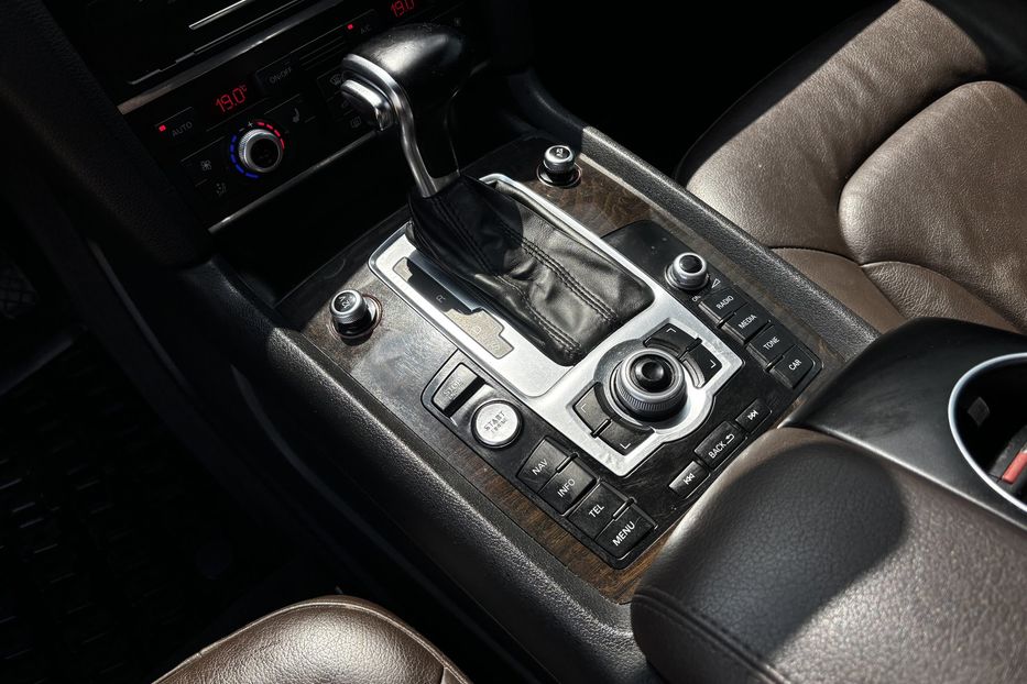 Продам Audi Q7 S-line 2014 года в Львове