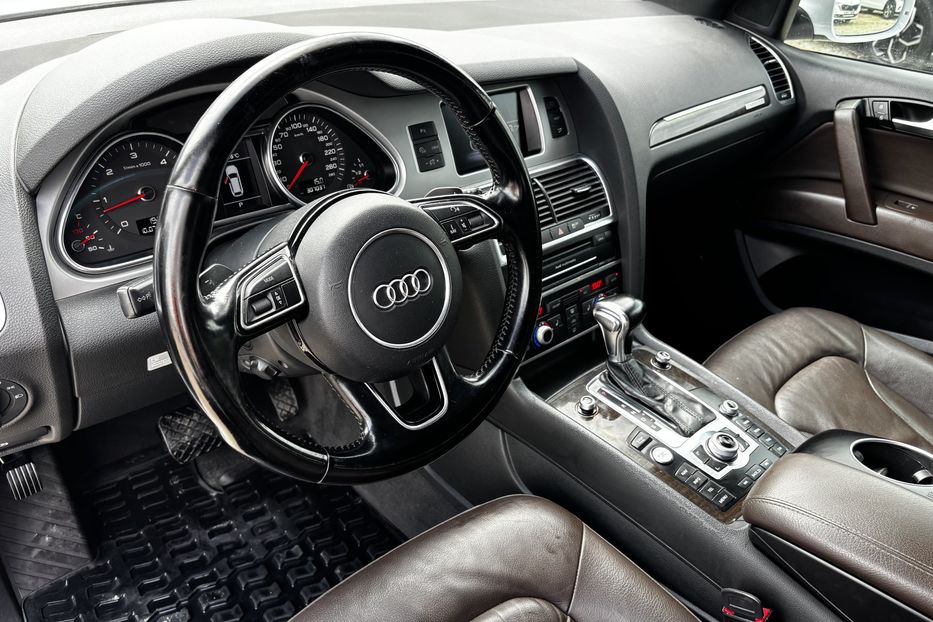 Продам Audi Q7 S-line 2014 года в Львове