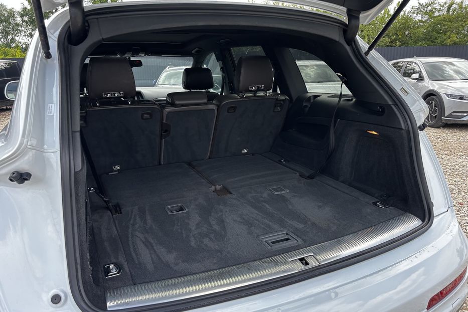 Продам Audi Q7 S-line 2014 года в Львове