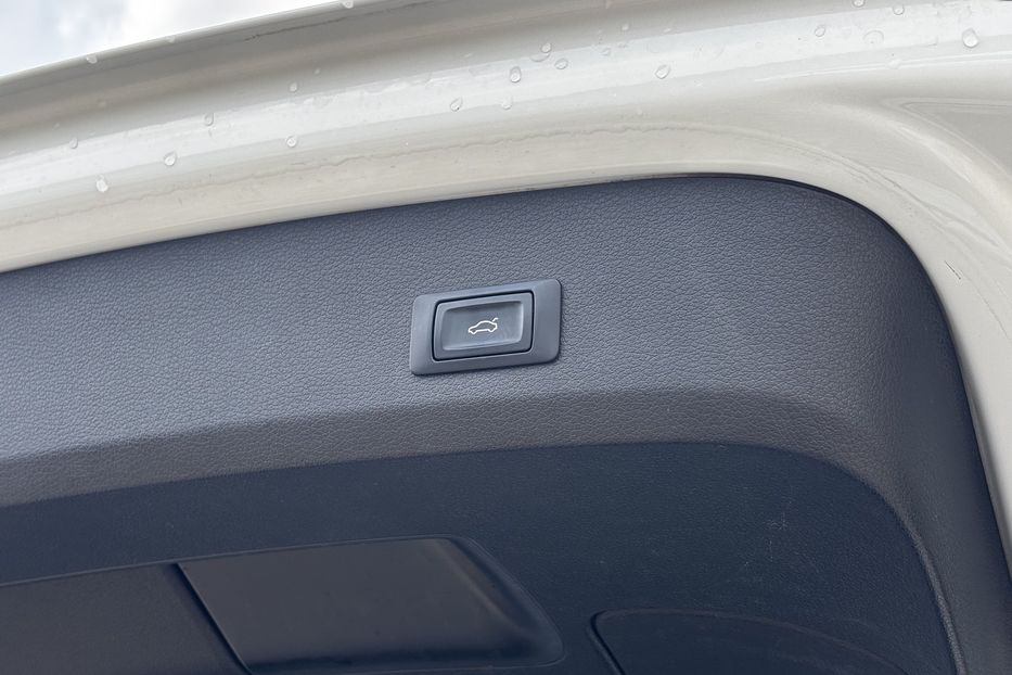 Продам Audi Q7 S-line 2014 года в Львове