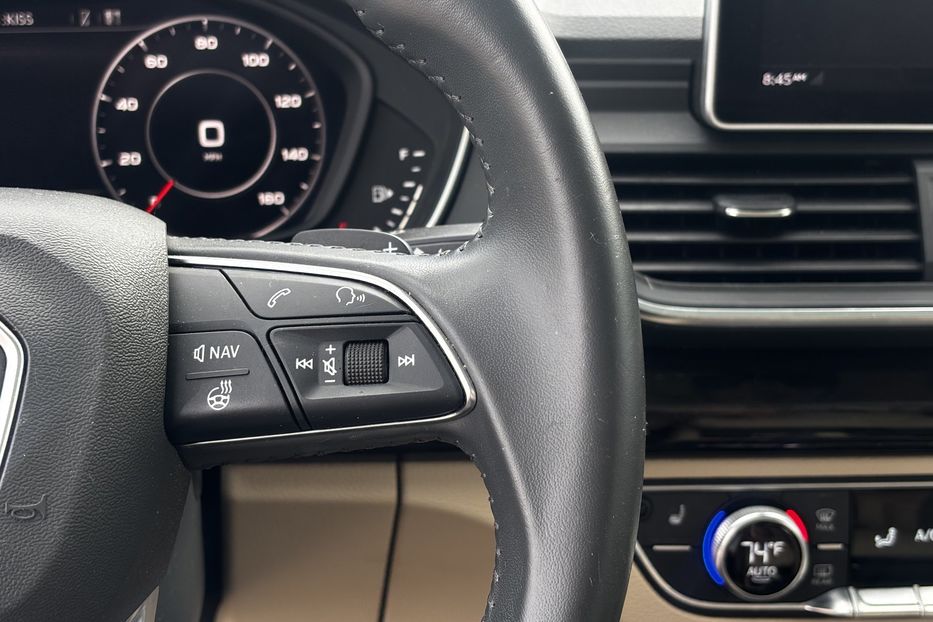Продам Audi Q5  Premium Plus 9983 2019 года в Львове