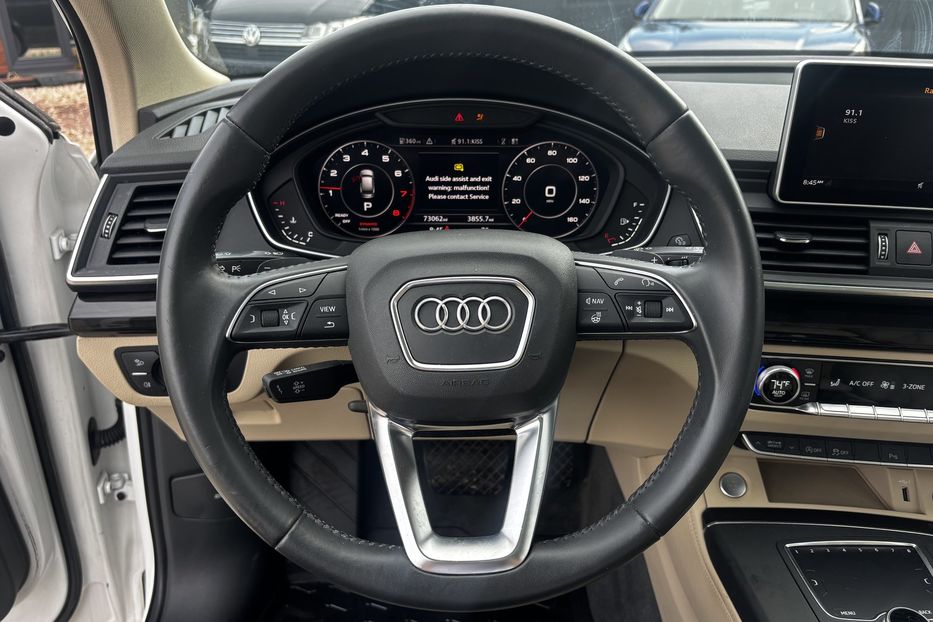Продам Audi Q5  Premium Plus 9983 2019 года в Львове
