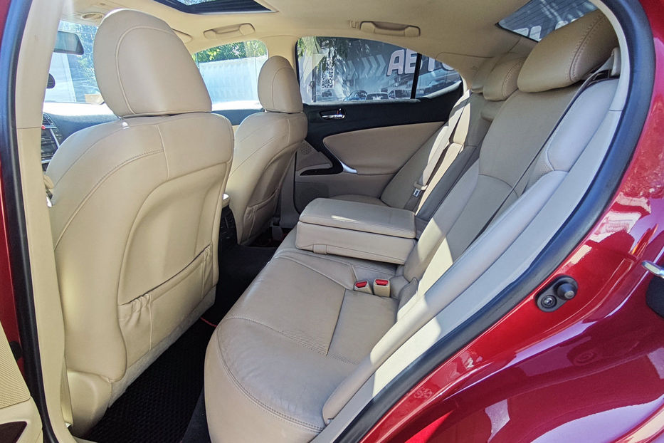 Продам Lexus IS 250 250 AT (208 к.с.) AWD 2008 года в Киеве