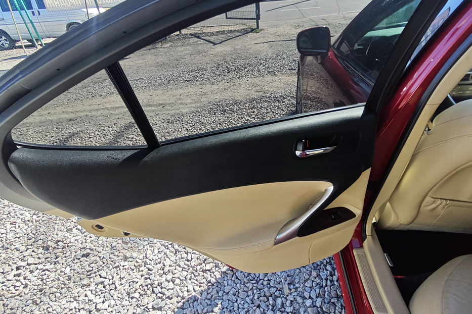 Продам Lexus IS 250 250 AT (208 к.с.) AWD 2008 года в Киеве