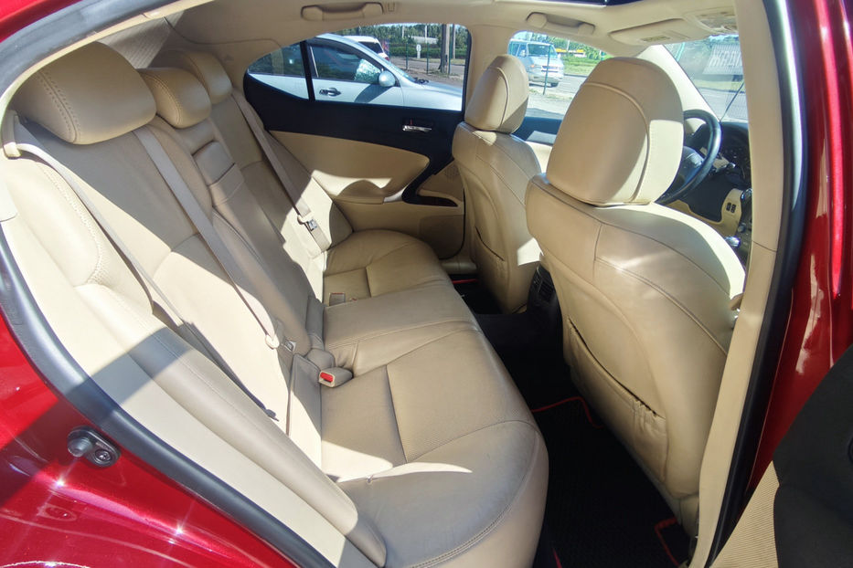 Продам Lexus IS 250 250 AT (208 к.с.) AWD 2008 года в Киеве