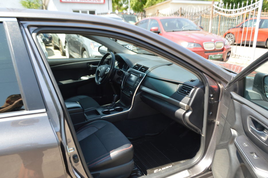 Продам Toyota Camry XV50(FL) 2016 года в Одессе