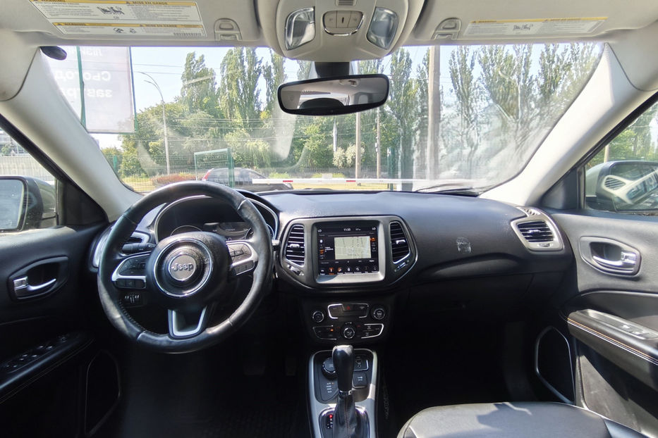 Продам Jeep Compass 2.4 9АТ (180 к.с.) AWD  2017 года в Киеве