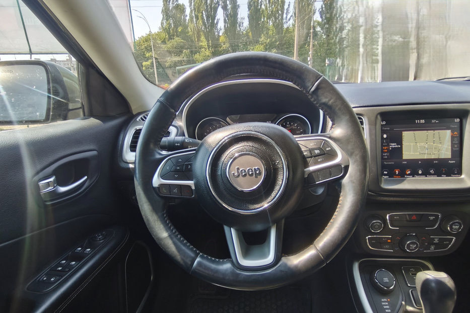 Продам Jeep Compass 2.4 9АТ (180 к.с.) AWD  2017 года в Киеве