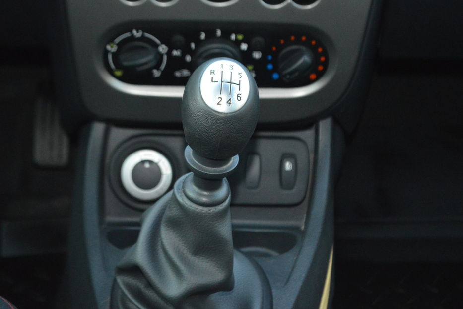 Продам Renault Duster 2013 года в Одессе