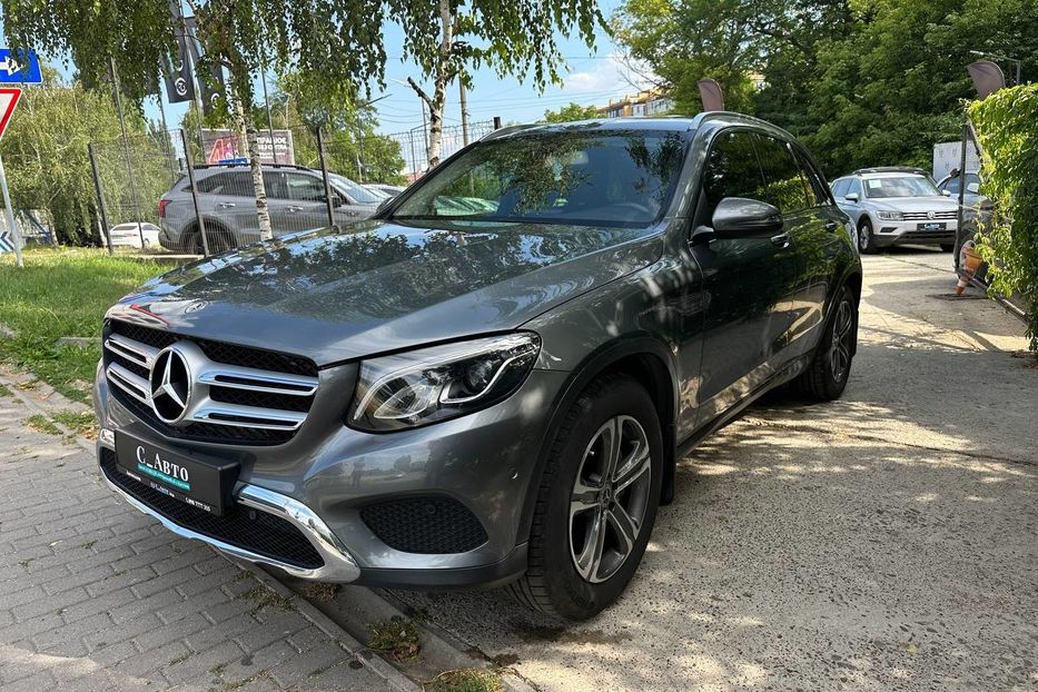 Продам Mercedes-Benz GLC-Class 220d 2017 года в Черновцах