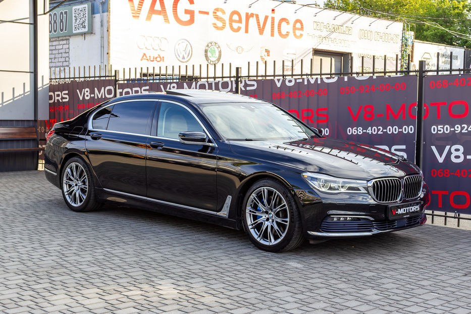 Продам BMW 750 Li Xdrive 2016 года в Киеве