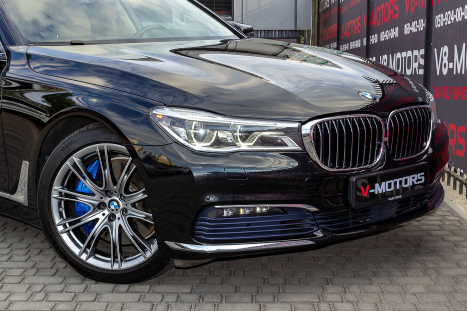 Продам BMW 750 Li Xdrive 2016 года в Киеве
