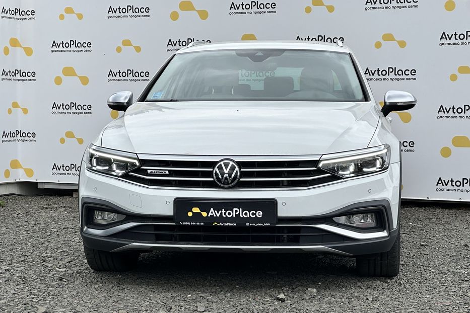 Продам Volkswagen Passat Alltrack 2020 года в Луцке