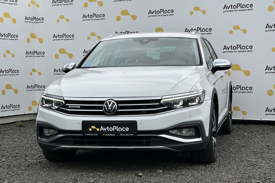 Продам Volkswagen Passat Alltrack 2020 года в Луцке