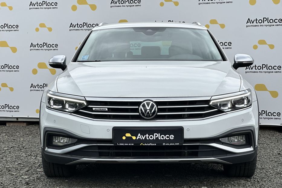 Продам Volkswagen Passat Alltrack 2020 года в Луцке