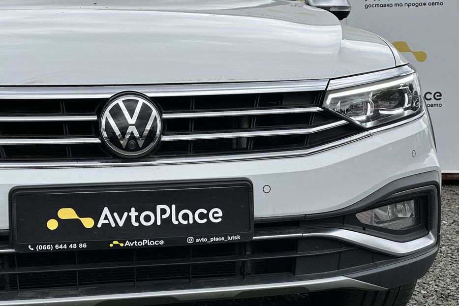 Продам Volkswagen Passat Alltrack 2020 года в Луцке